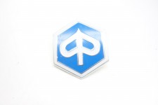 Piaggio Beinschild Plakette Emblem Logo für MP3 Liberty X Evo X7 X8 Fly Beverly 