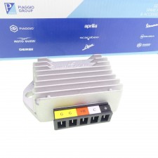 Gleichrichter Laderegler Spannungswandler Original für Piaggio Vespa PK  58074R 